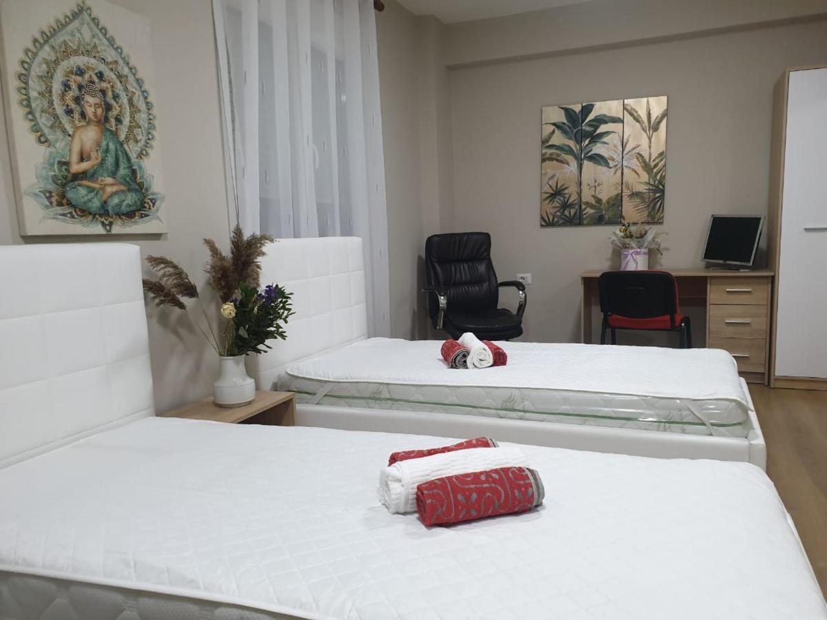 Lovely Apartment On Tirana City Center ティラナ エクステリア 写真
